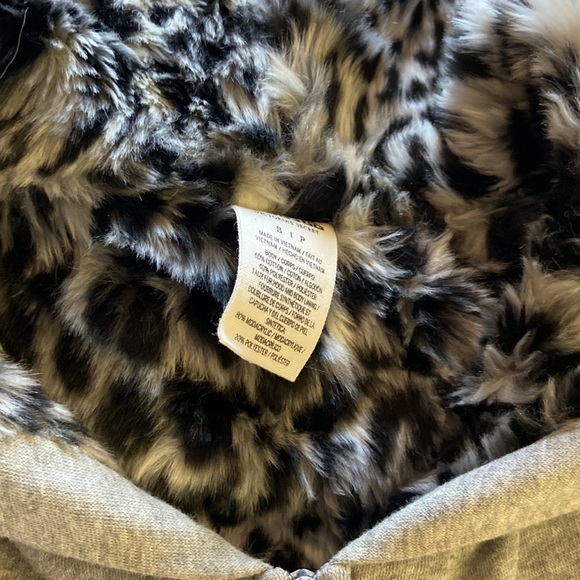 Victoria’s Secret reversible hoodie - Picture 3 of 7